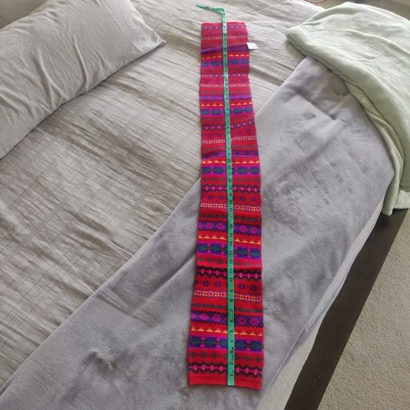 New!J.Crew in fair isle Multi colored Crewcuts 100% wool scarf & gloves Kids set - Picture 5 of 12